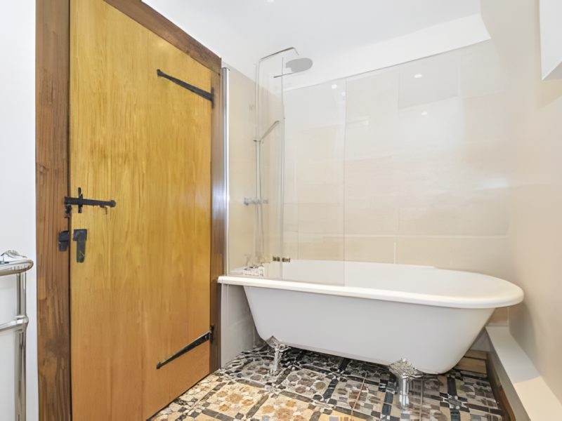 7_upscayl_3x_upscayl-standard-4x